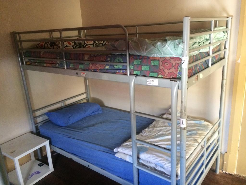 Planet Inn Backpackers Perth Dış mekan fotoğraf