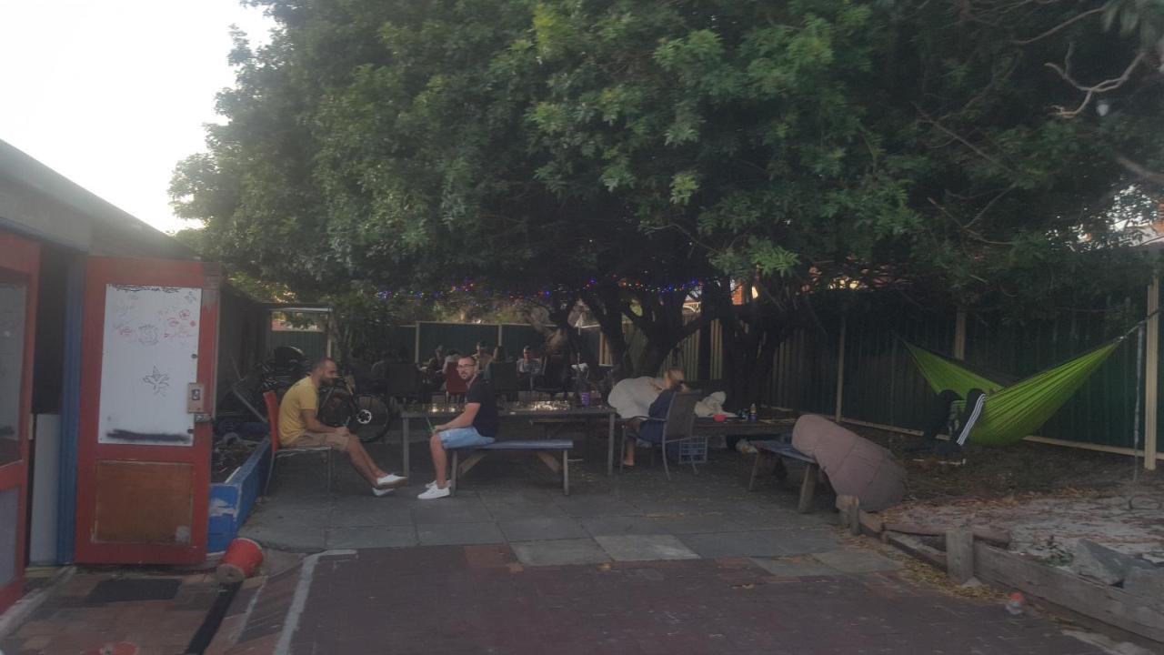 Planet Inn Backpackers Perth Dış mekan fotoğraf